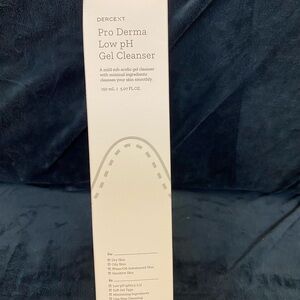 Pro Derma Low pH Gel Cleanser -  Korean Skincare